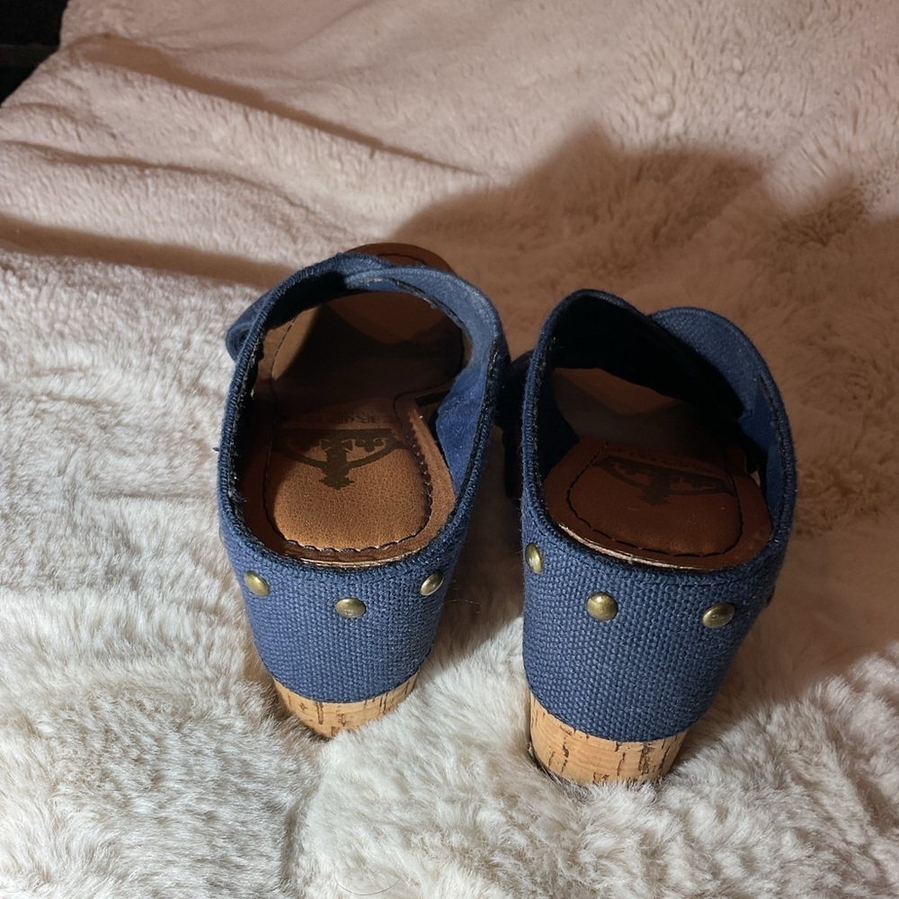 Crown Vintage Wedge Sandal - Picture 5 of 6